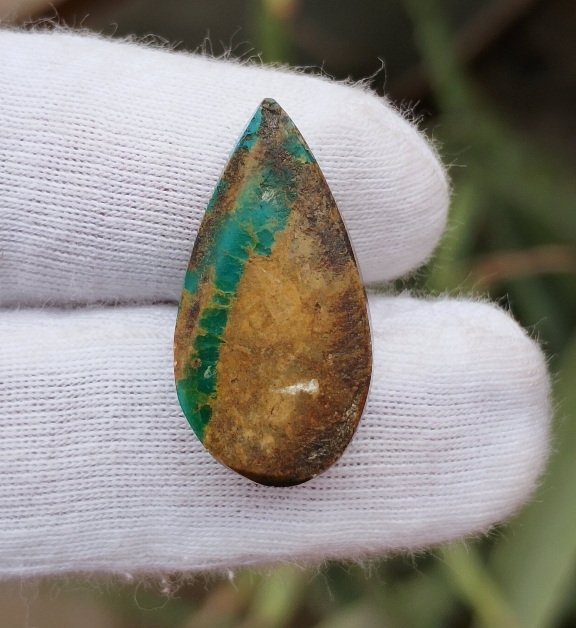 12.5ct High Grade Green Manassa Turquoise Dimension 12x23x7mm