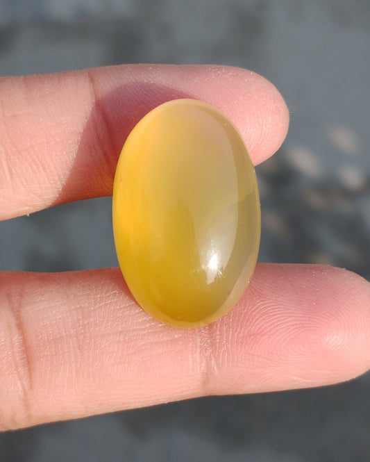 37.7ct Natural Carnelian Gemstone- Yellow Aqeeq - 18x28mm