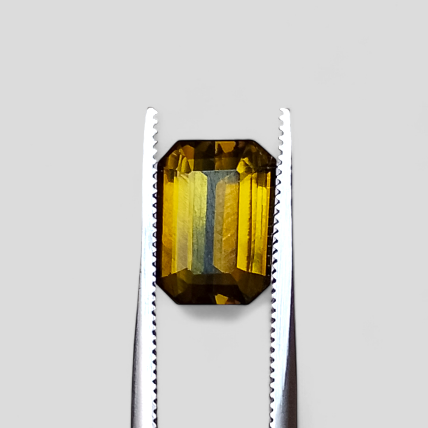 4.5ct Rare Epidote - Epidote Crystal - 8x11mm