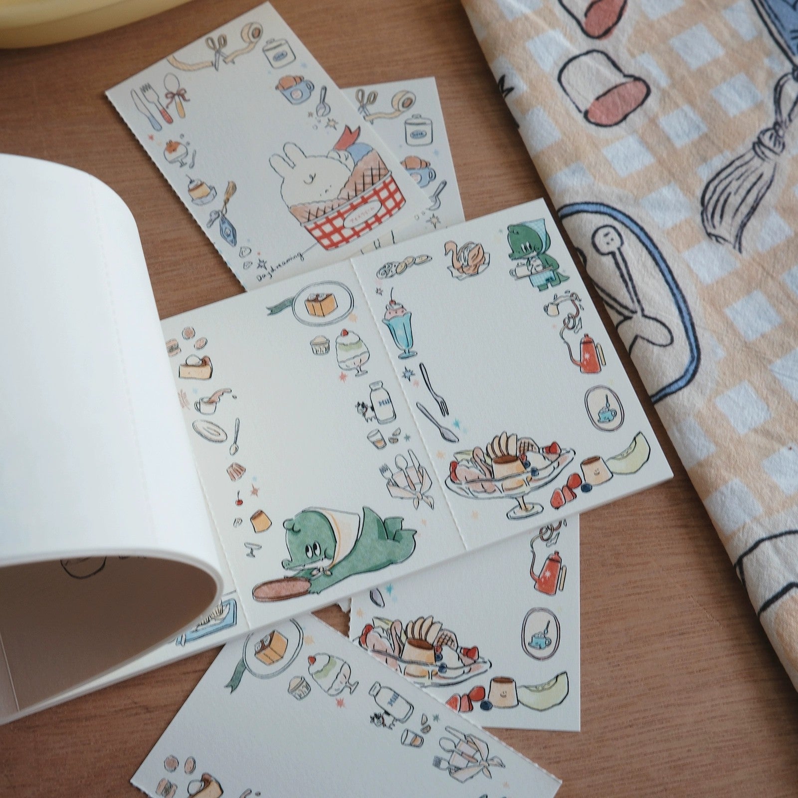 A Gator Life | Lovely Bunny And Crocodile Memo Notepad