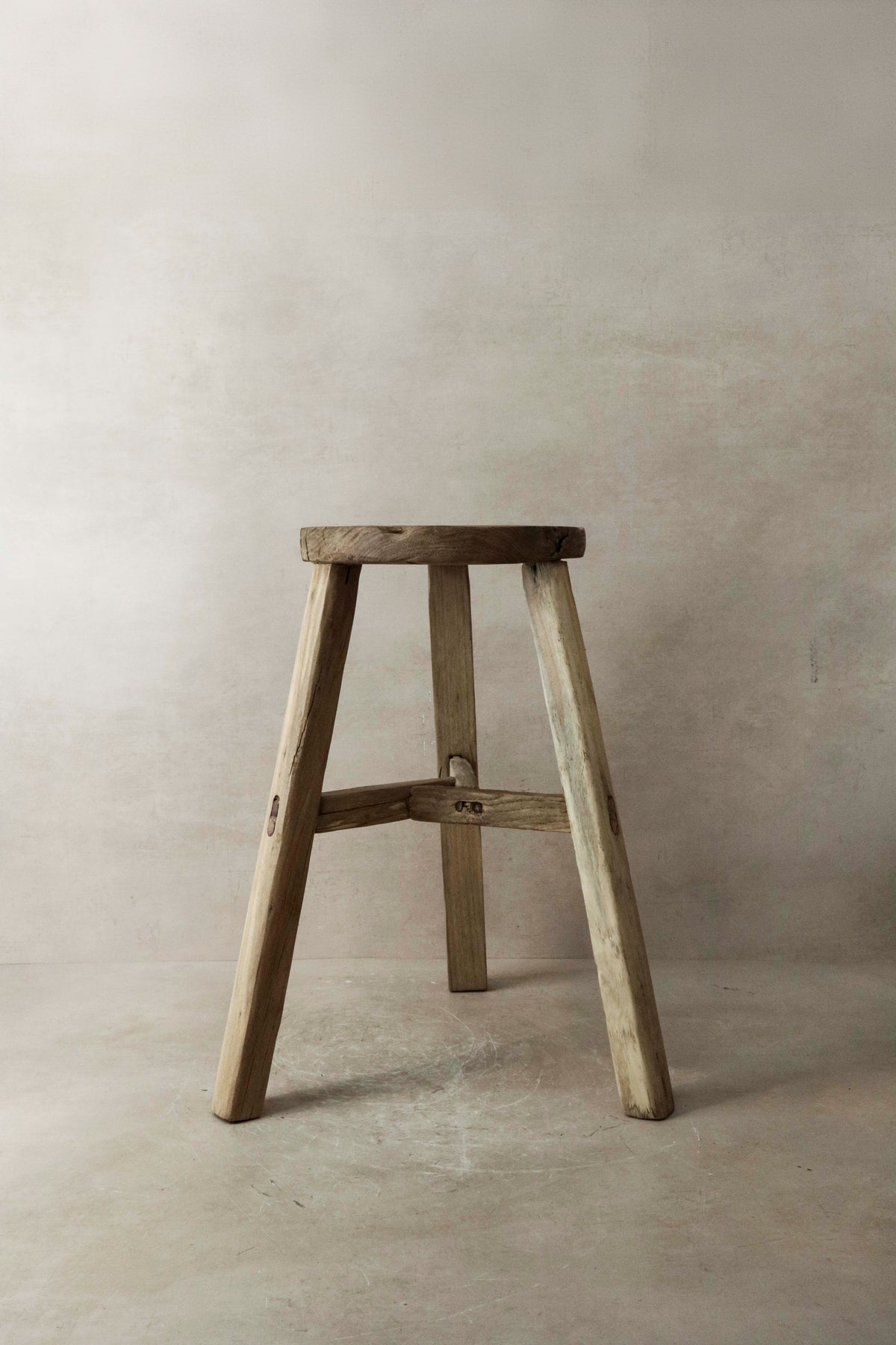 Vintage Rustic Elm Wood Stool - Round - No 8