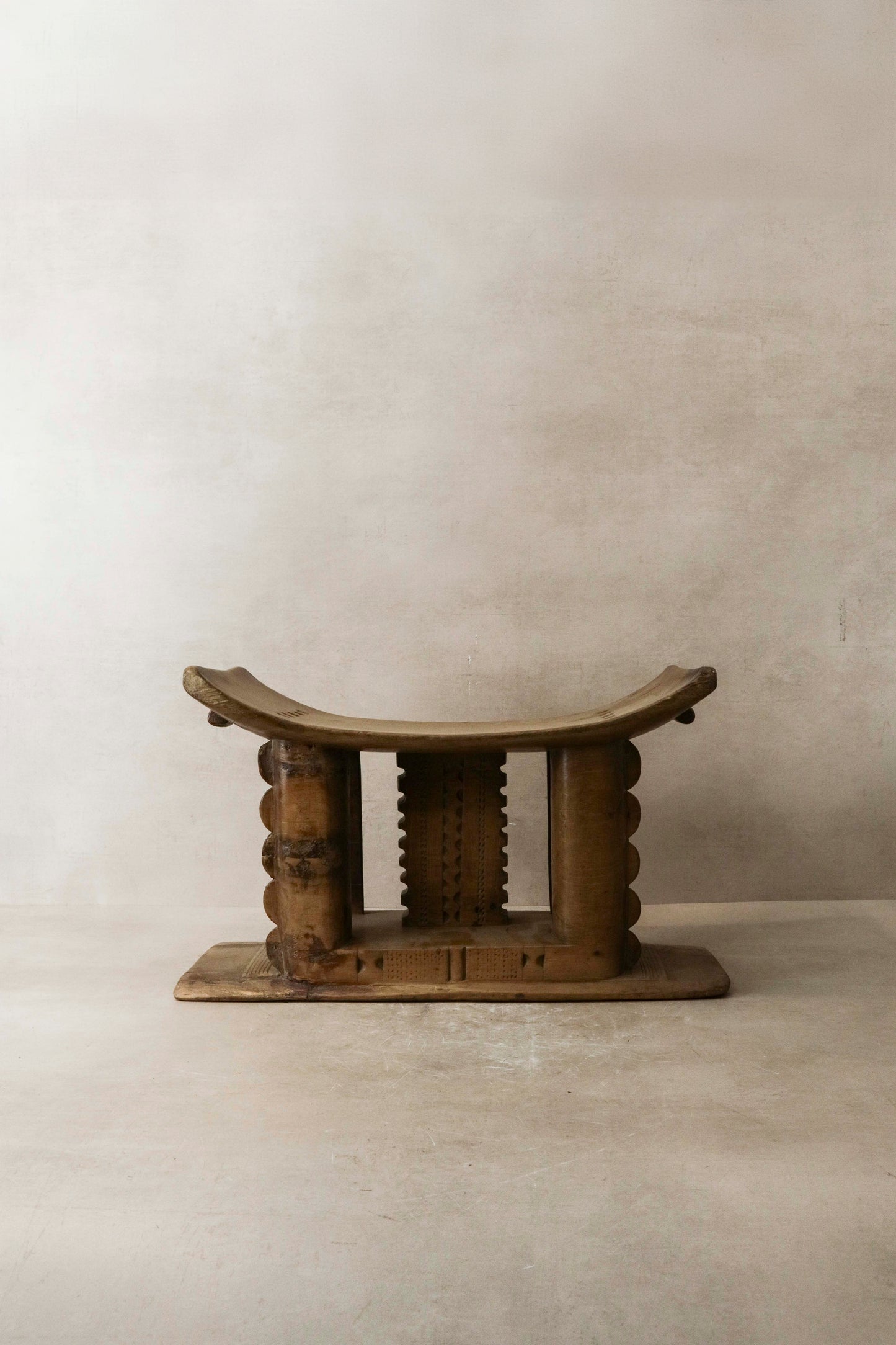 Ashanti Stool - 140.1