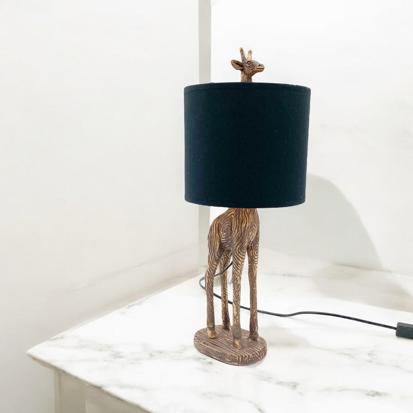 52X20X20CM TABLE LAMP 8" BLACK SHADE