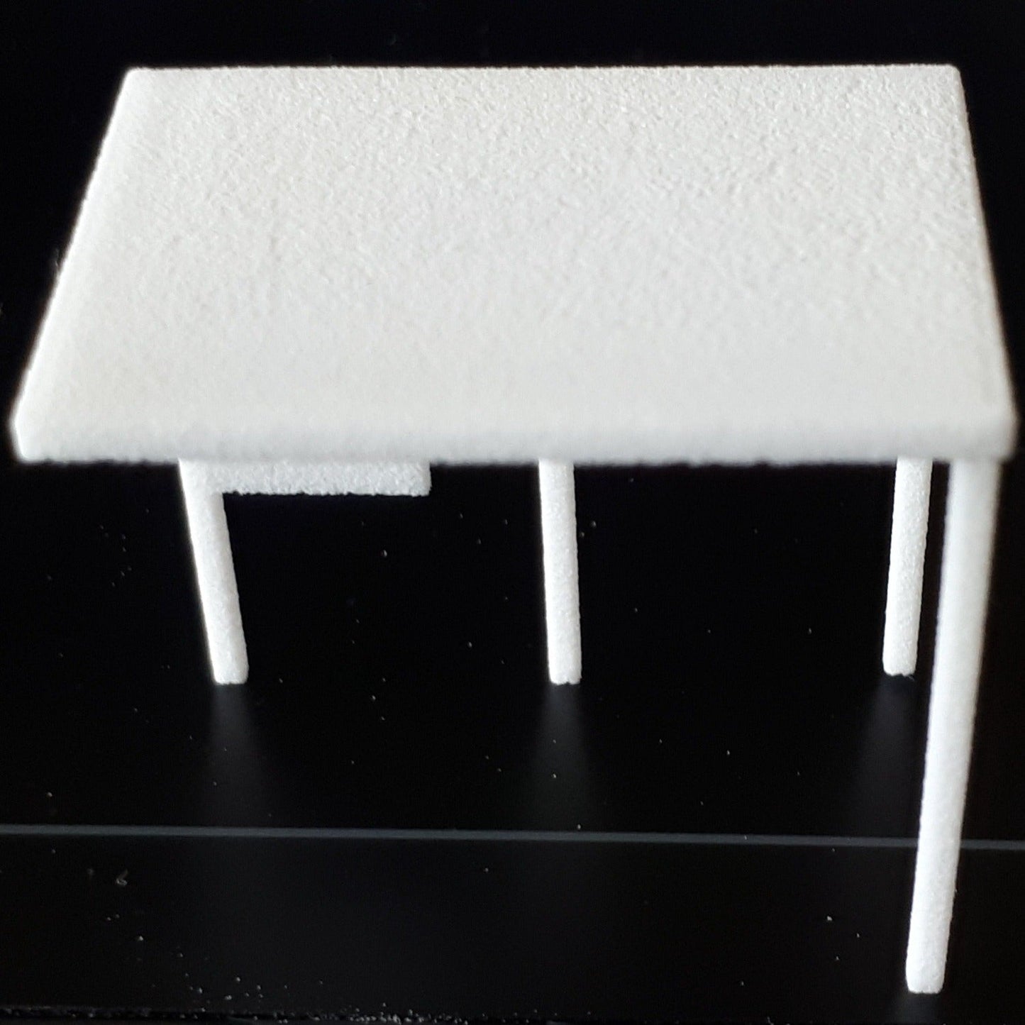 1:76th bus shelter (type 2)