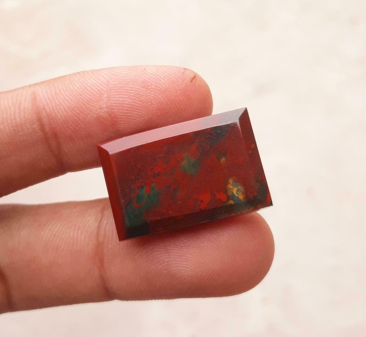 31.6ct Natural High Quality Blood Stone - Heliotrope - Dimension -24.6mm X 17.3mm