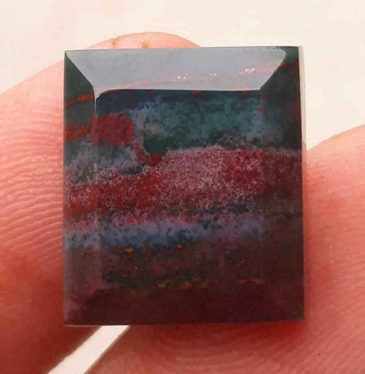16.4ct Natural High Quality Blood Stone - Heliotrope - Dimension -17 x15mm