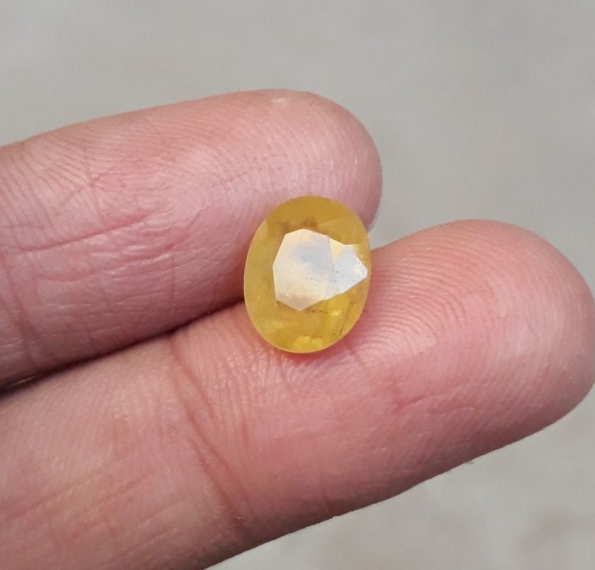 3.50ct Sapphire for Sale - Natural Yellow Sapphire- Ceylon Sapphire - September Birthstone - 10x8mm