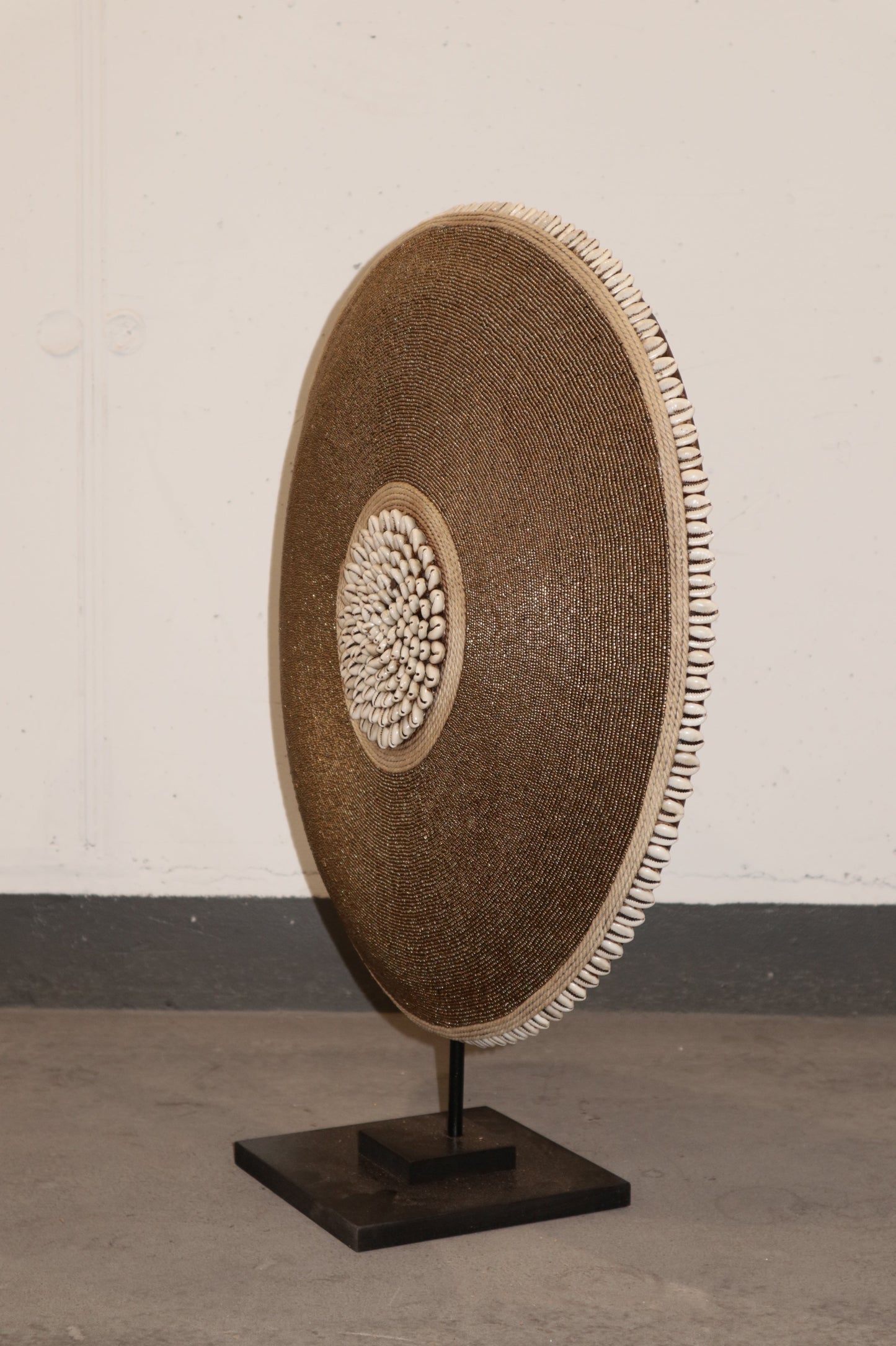 Cameroon Beaded Shield - L - 55cm Gold 09