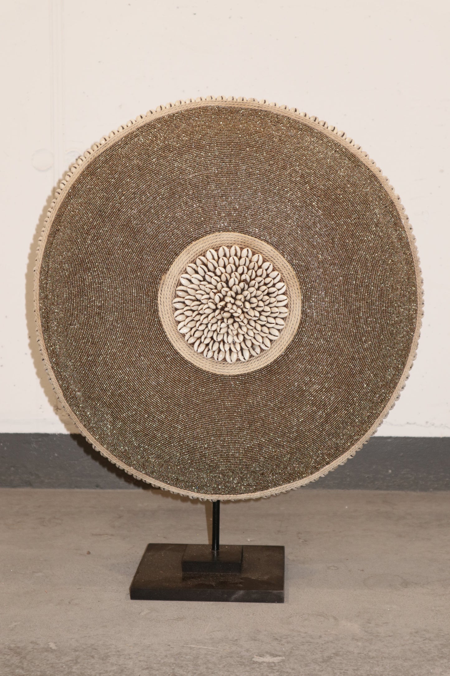 Cameroon Beaded Shield - L - 55cm Gold 09