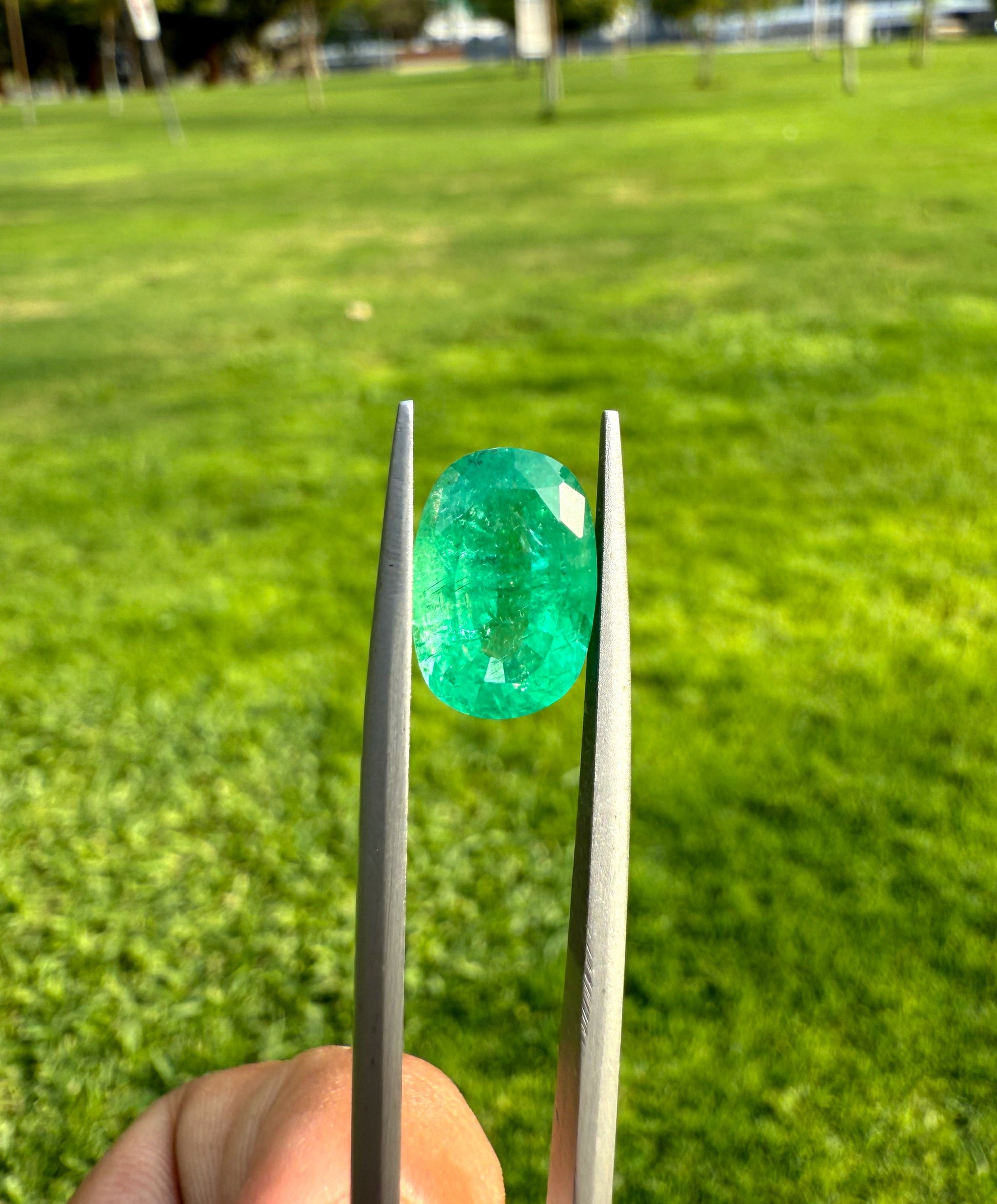 4.90ct - Natural Emerald - Budh Ratna - Zamurd - Pachu Stone, Markat Mani Stone - 12.9 x 8.8 x 6.7mm