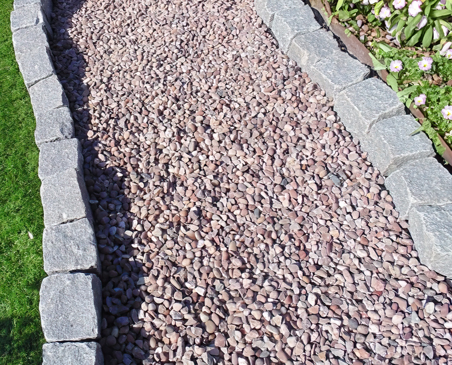 20mm Staffordshire Pink Gravel