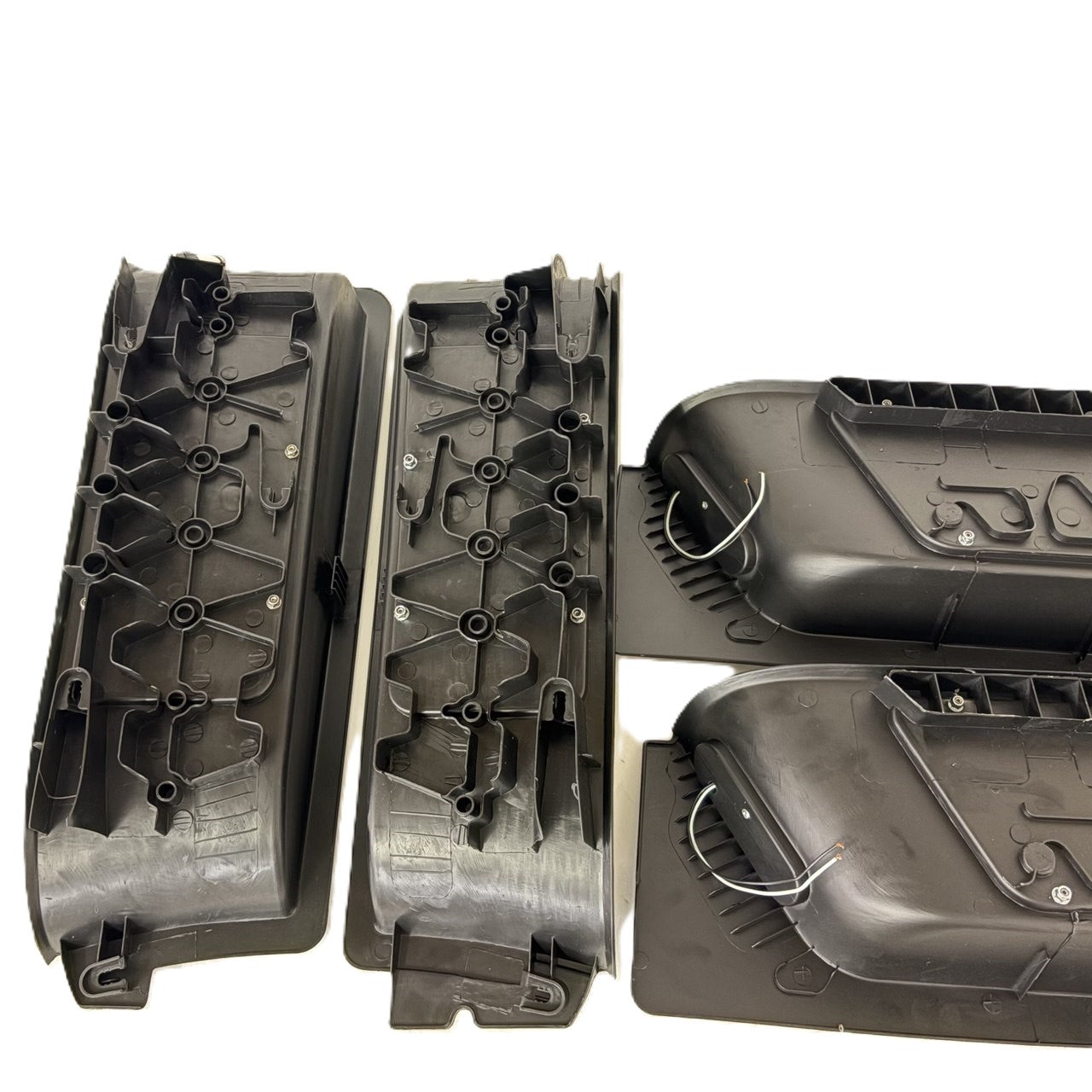 For VW T6 Caravelle Style Full Step (Set of 4) with Transporter LED Logo Lights | Van-X