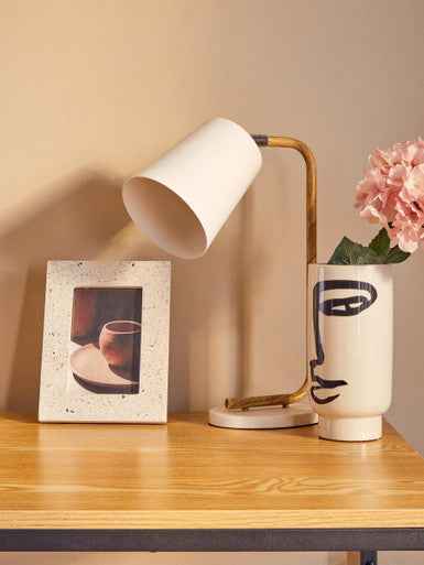 Bruin White Table Lamp