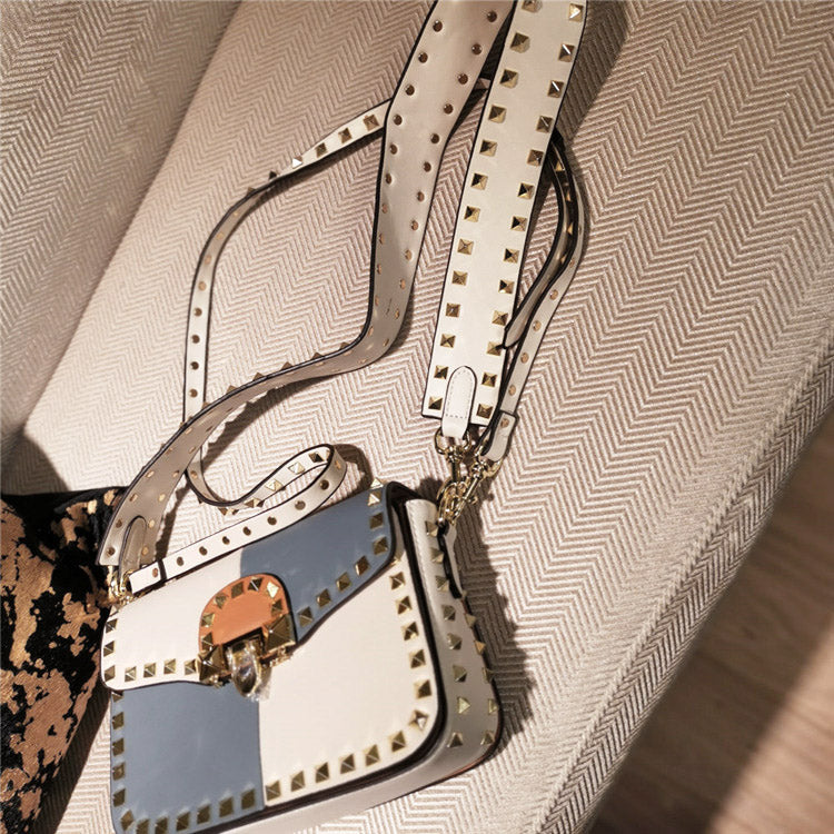 Rivet bag