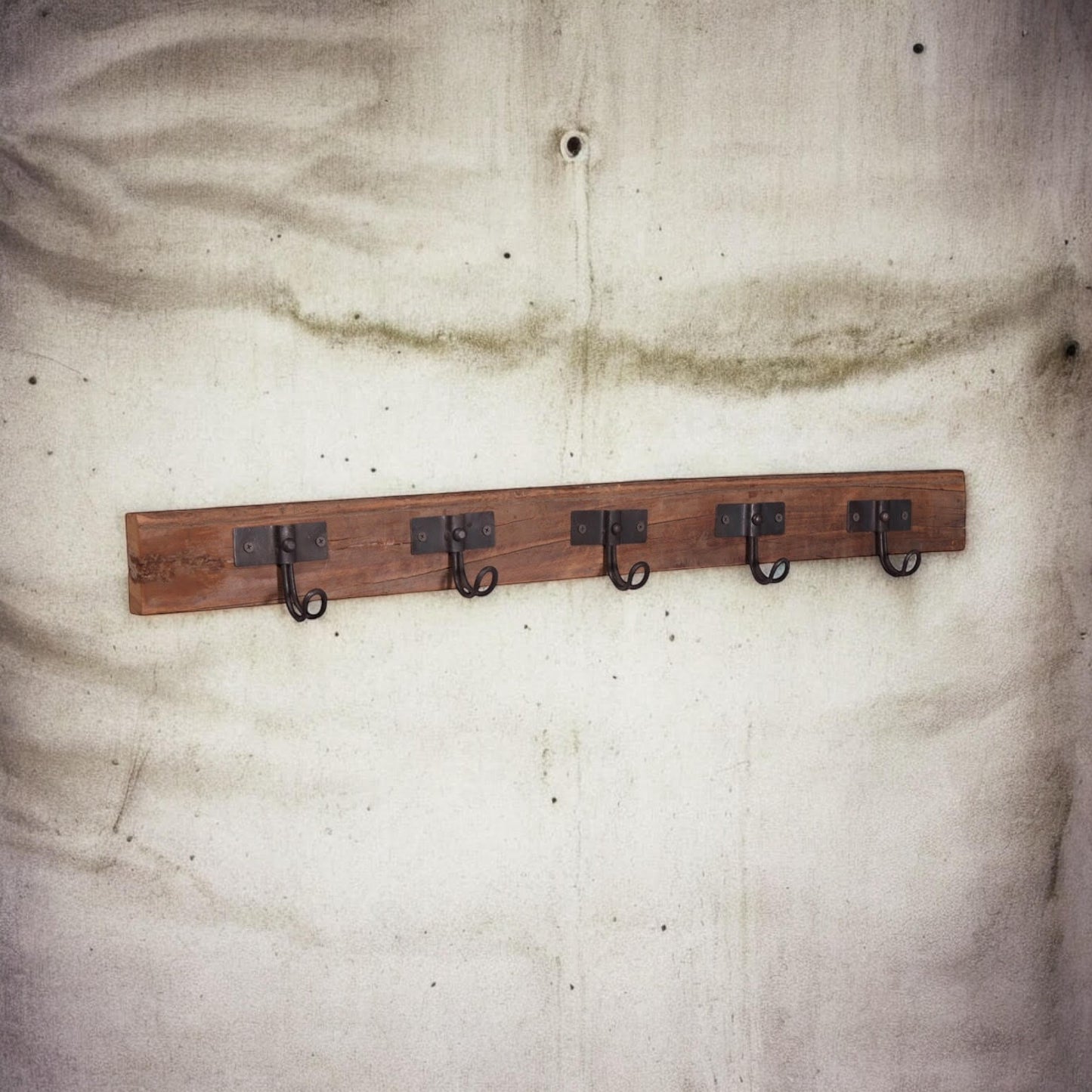 70CM RECLAIMED WOODEN 5 HOOK WALL HANGER