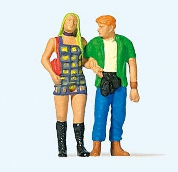 Walking Couple Terrarium Figures 28186