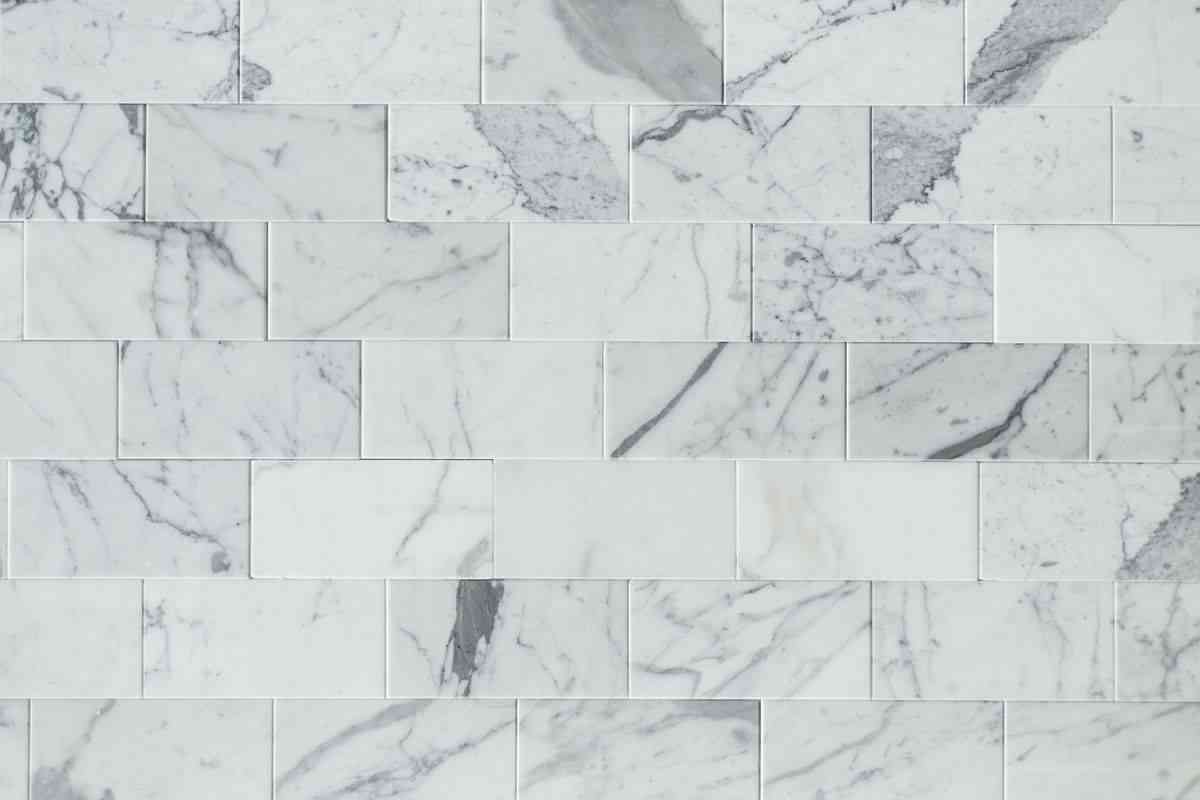 Calacatta Polished Italian Marble Tiles 150x305x10mm