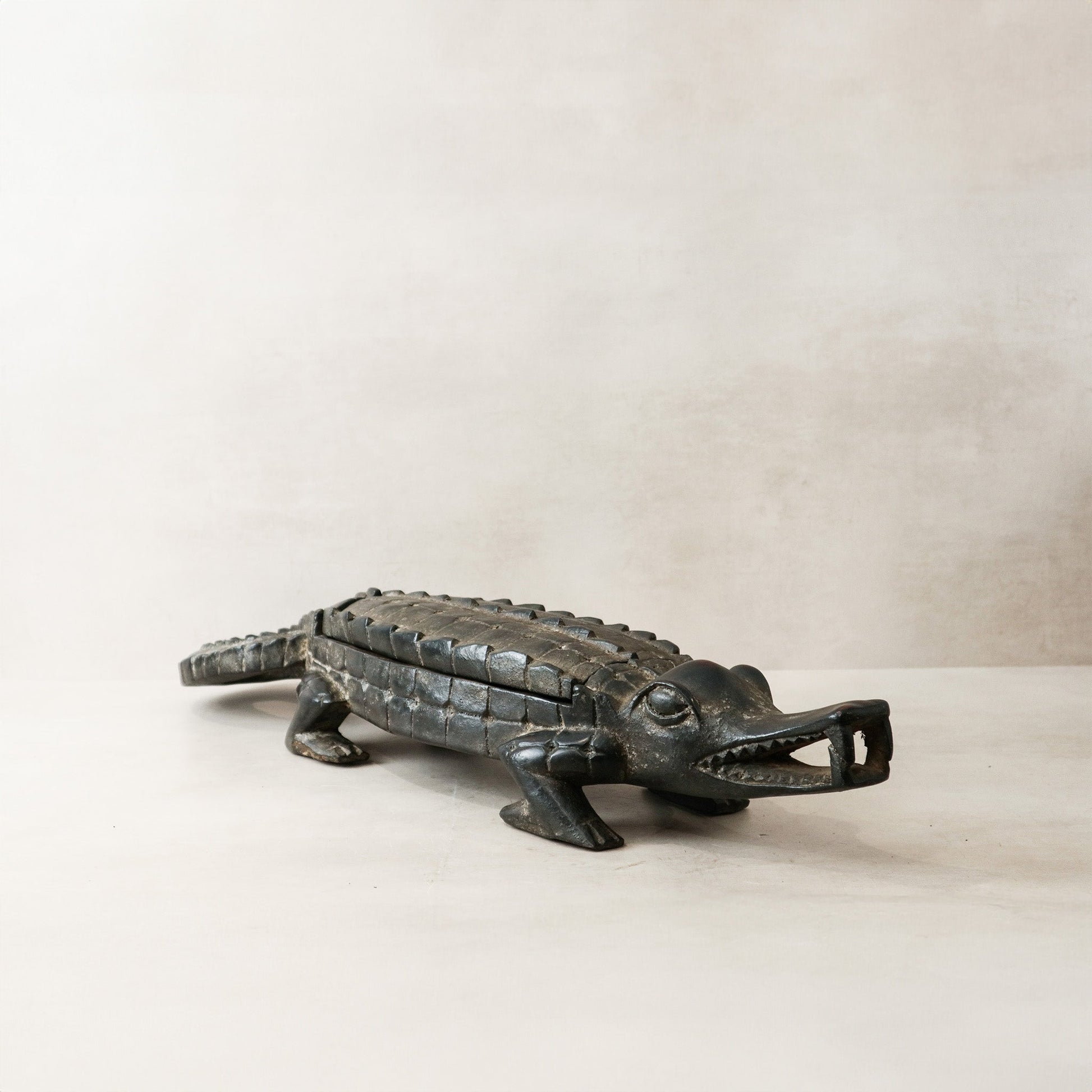 Crocodile Mancala board game - 66.1