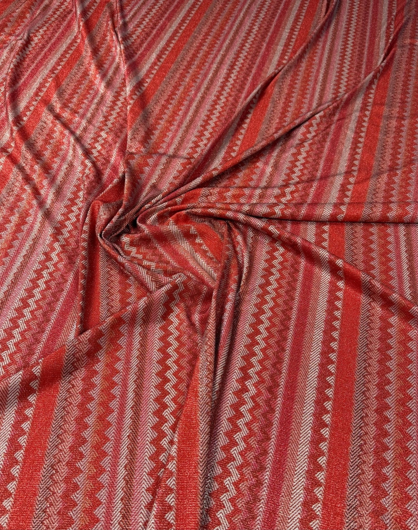 Pink Red Zigzag Knit Fabric with Lurex Accent