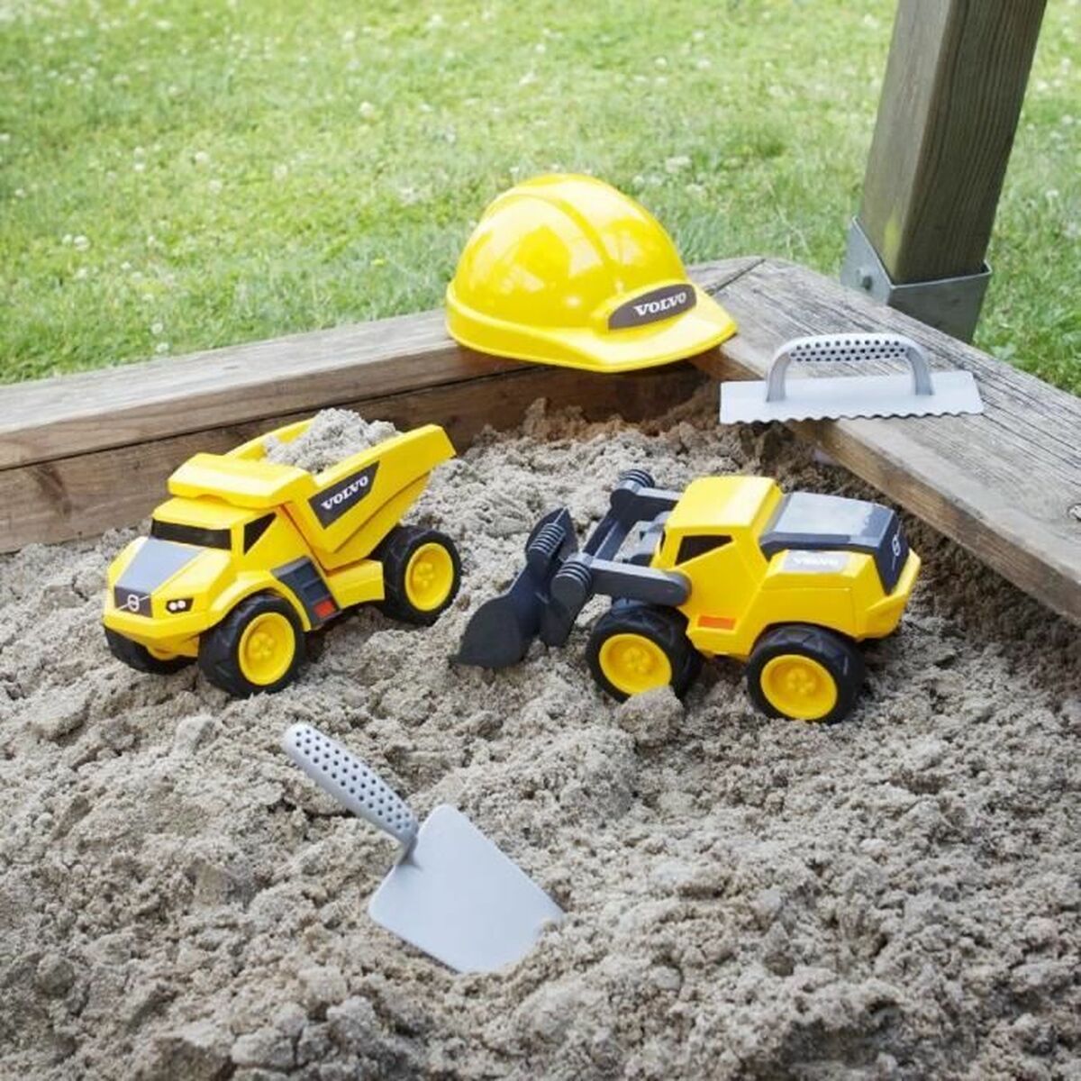 Beach toys set Klein Volvo Power Yellow