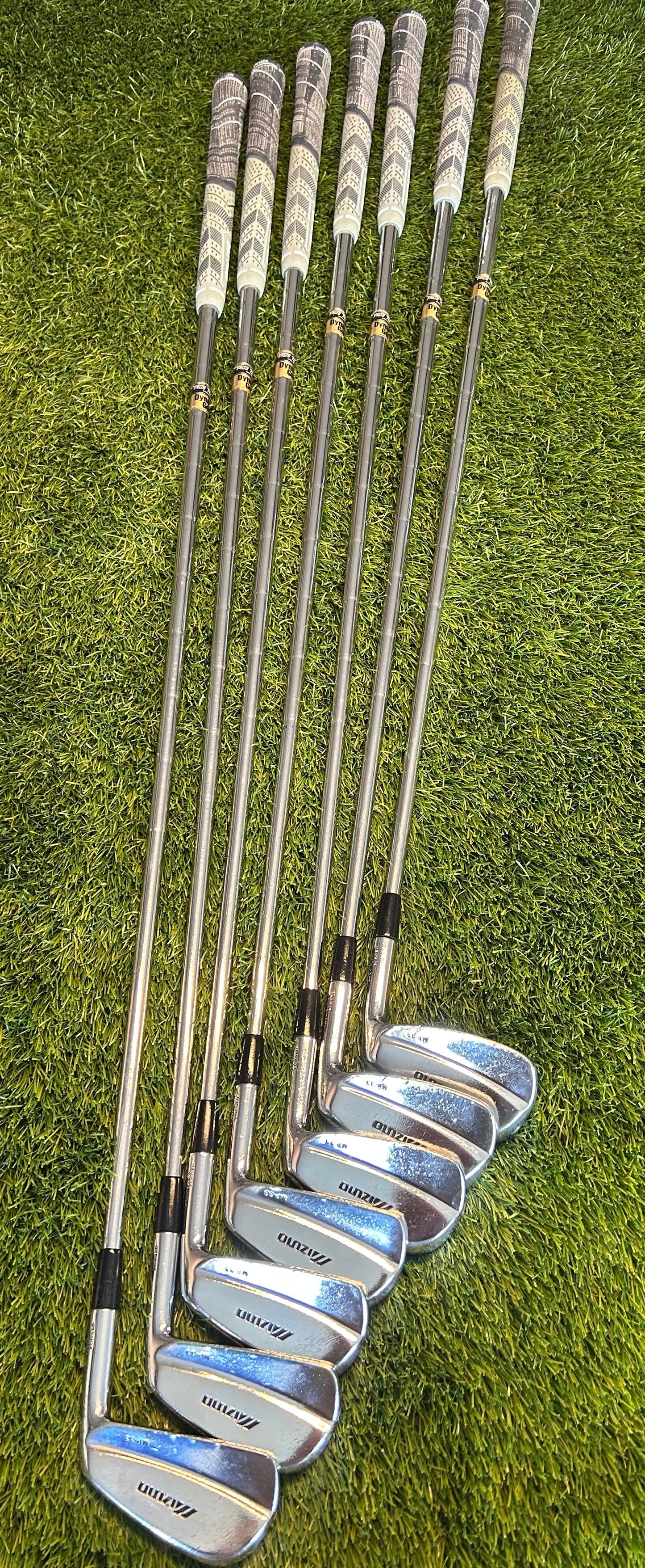 Mizuno MP-33 Forged Iron Set 4-PW Dynamic Gold S300 Steel Shaft Recently Fitted Midsize Grips RH