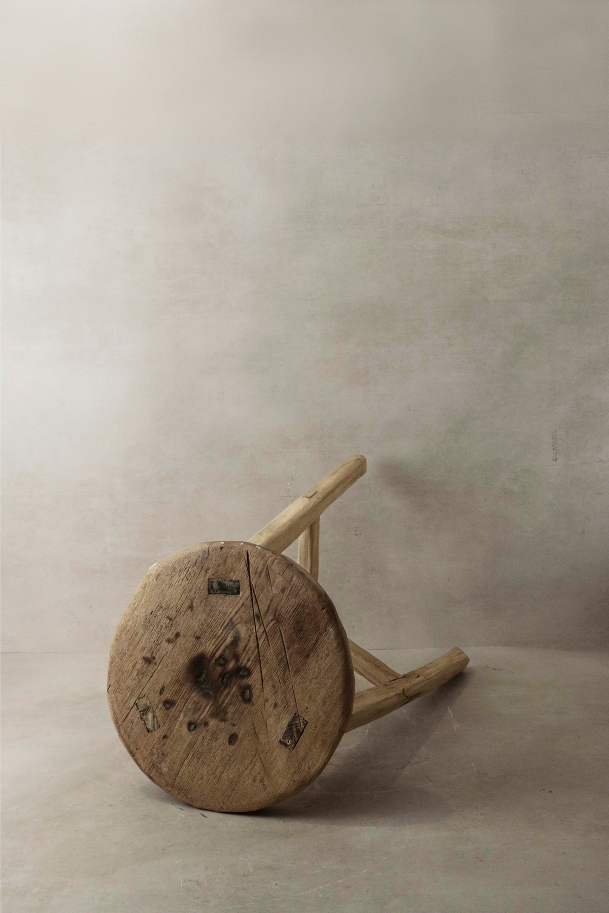 Vintage Rustic Elm Wood Stool - Round - No 6