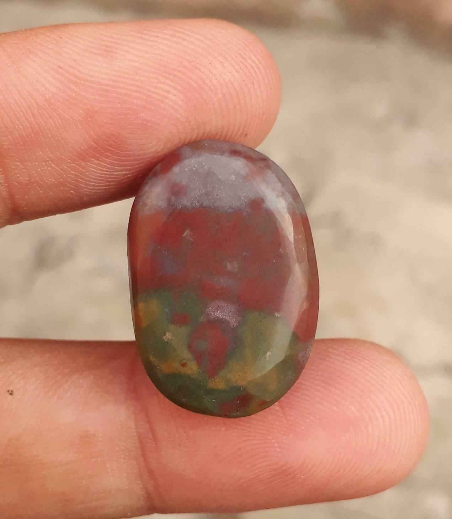 33.9ct Natural High Quality Blood Stone - Heliotrope - Dimension -25mm x 17mm