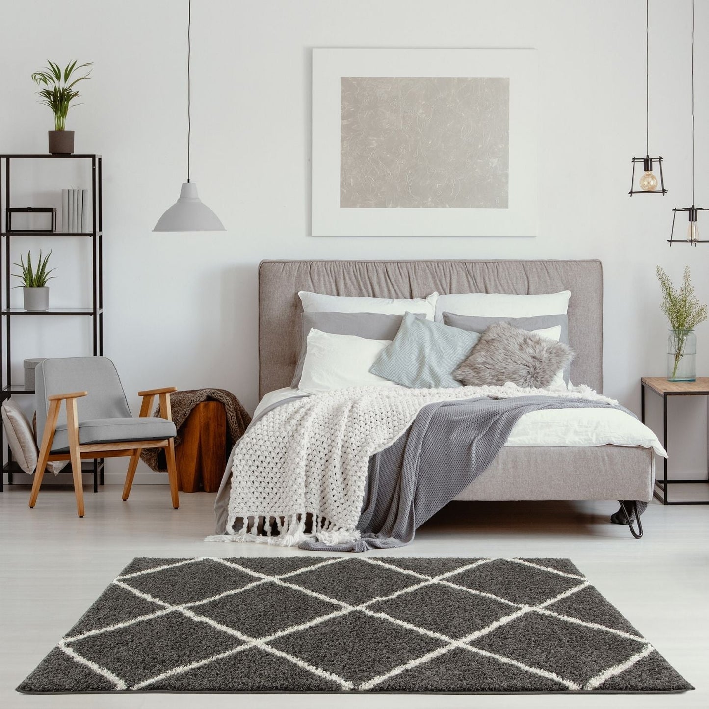 Moroccan Dark Grey Shaggy Rug | 540