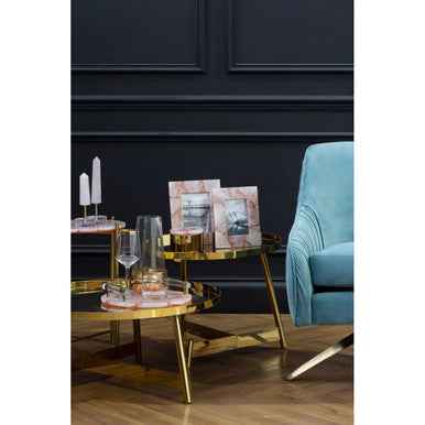 Bowerbird Obelisk Structure