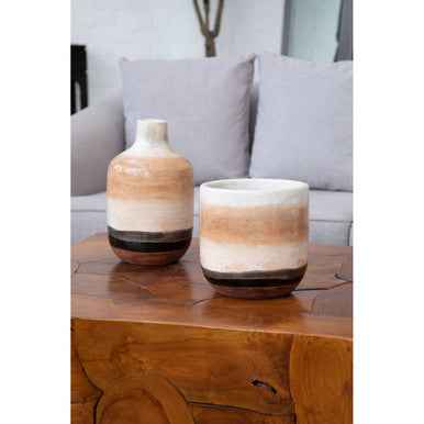 Tierra Earthenware Planter