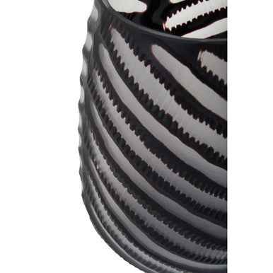 Hessa Large Chevron Cut Vase