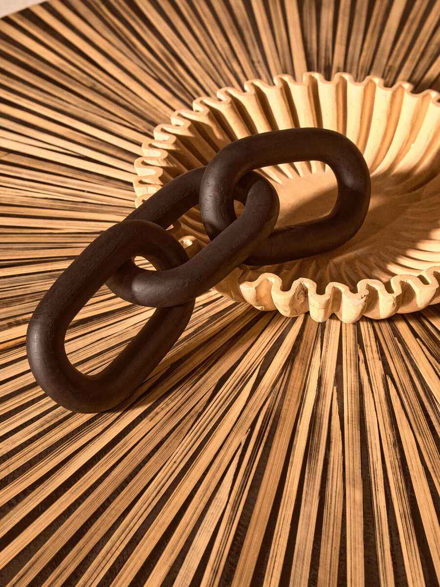 Cato Black Wood Three Link Chain Decor