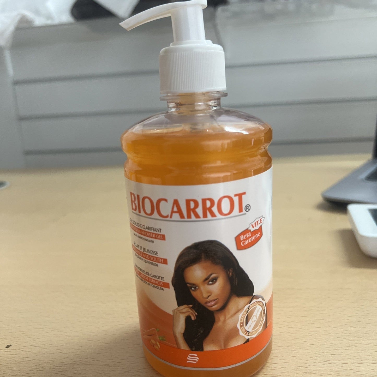 Biocarrot Lightening Showe Gel