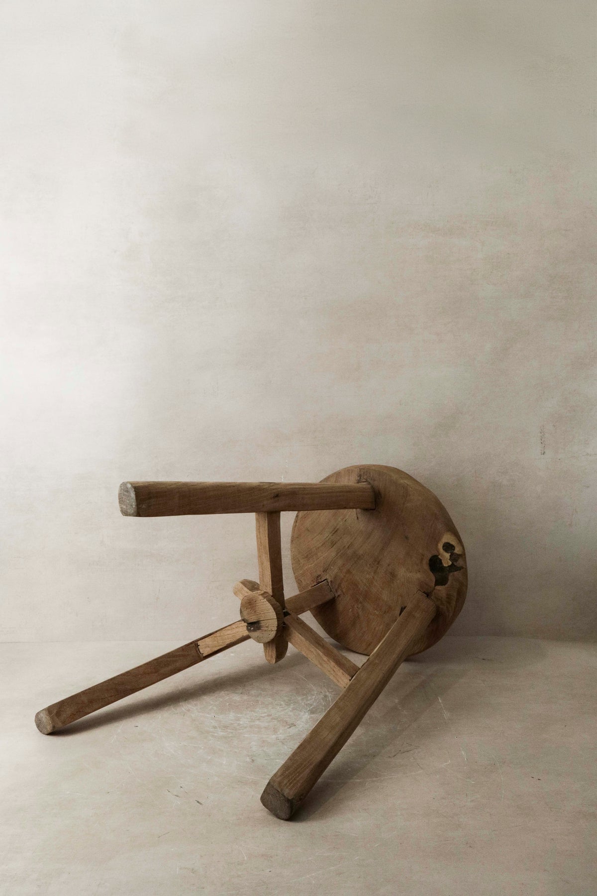 Vintage Rustic Elm Wood Stool - Round - No 9