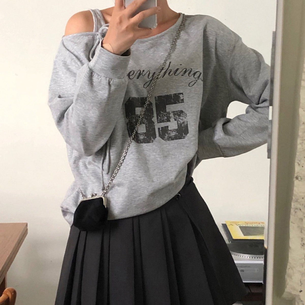 New Relaxed-style Outfit Loose-fitting Asymmetrical T-shirt