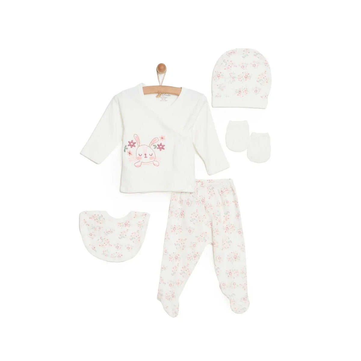 Aziz Bebe 5 Piece Bunny Embroidered Envelope Neck Baby Hospital Bag Set (Newborn)