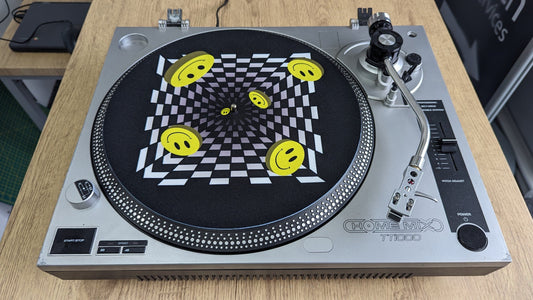ACIEED Slipmat – Acid Vibes Meets Vinyl Precision