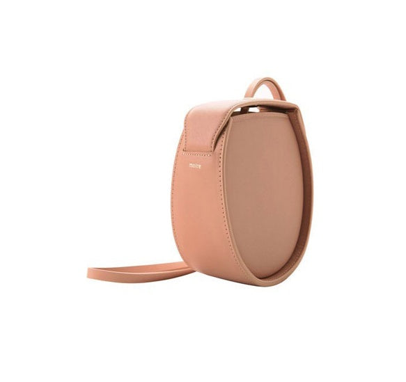 Drawstring portable diagonal shoulder bag