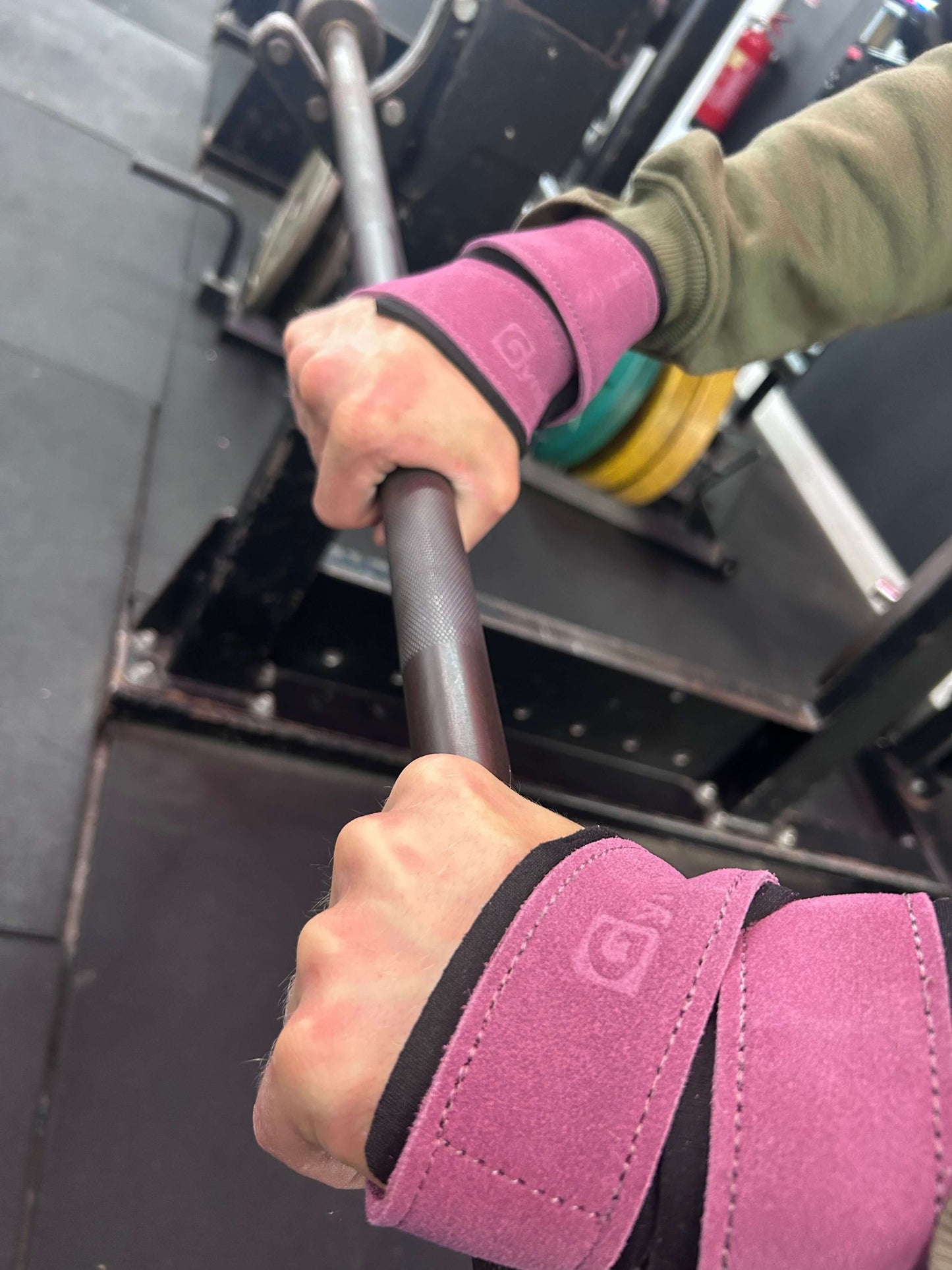 GymPin Leather Figure 8 Straps