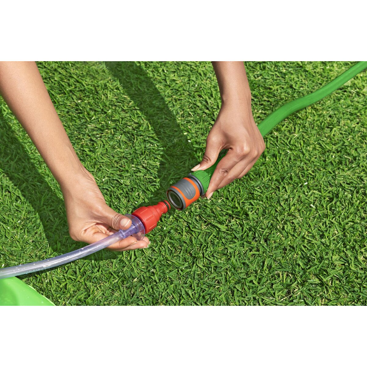 Bestway Jumbo Inflatable Monster Sprinkler 244x84x198 cm +2 Years Garden 52640