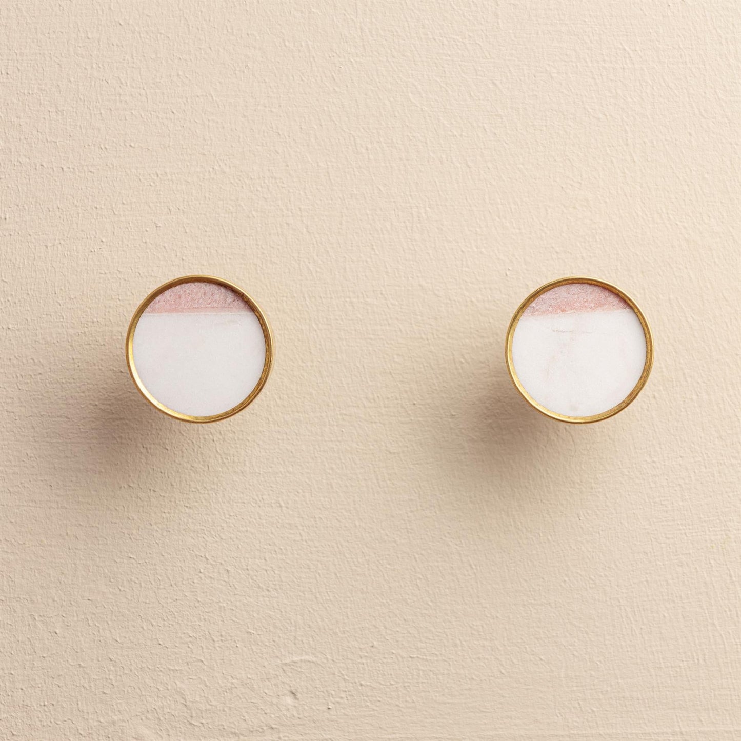 Sarika White Stone Brass Drawer Knobs