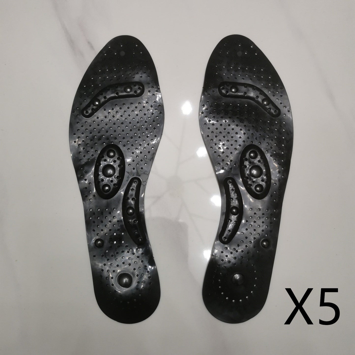 Transparent magnetic therapy insole with 8 magnets