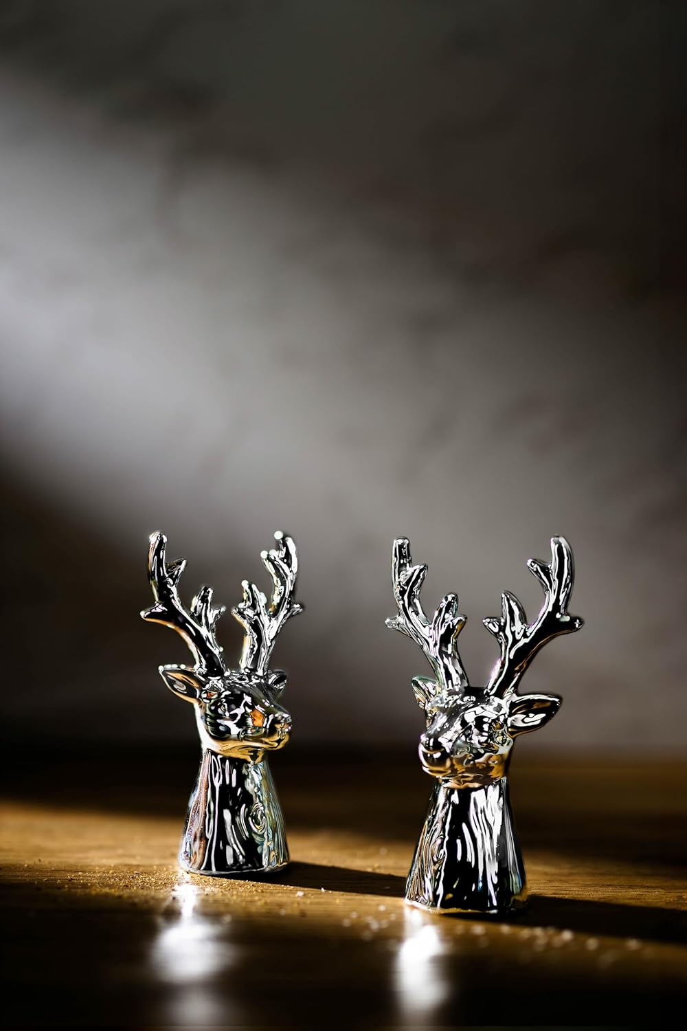 Stag Salt & Pepper Shaker Set