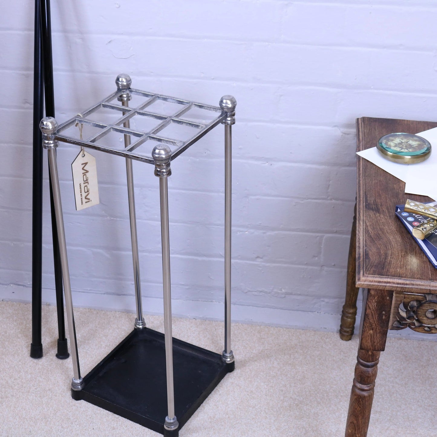Bitlan Walking Stick Stand