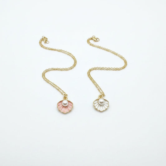 Shell necklace