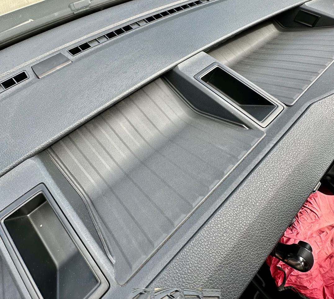For MAN TGE / VW Crafter Top Dashboard Rubber Insert Mats - Van-X