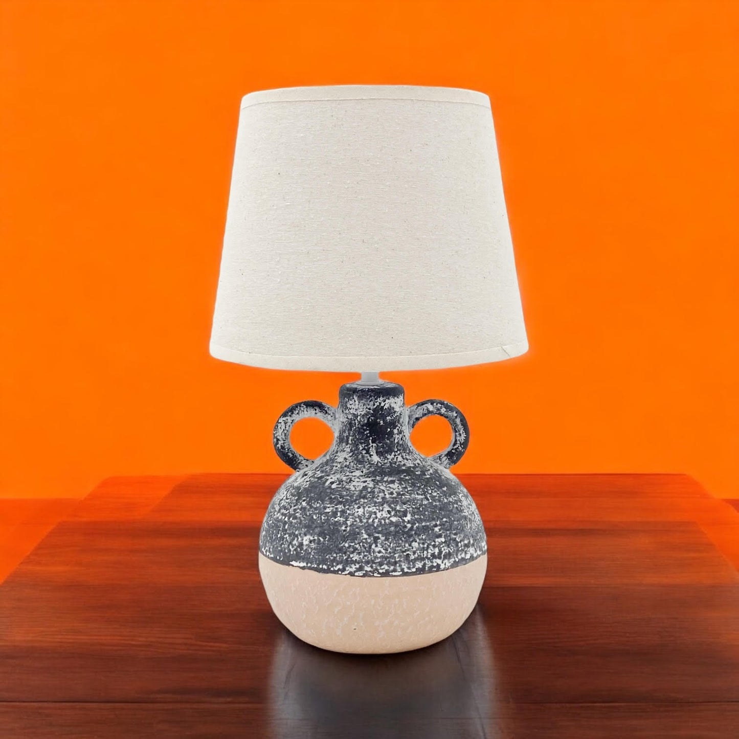 38X22X22CM TABLE LAMP 9" SHADE