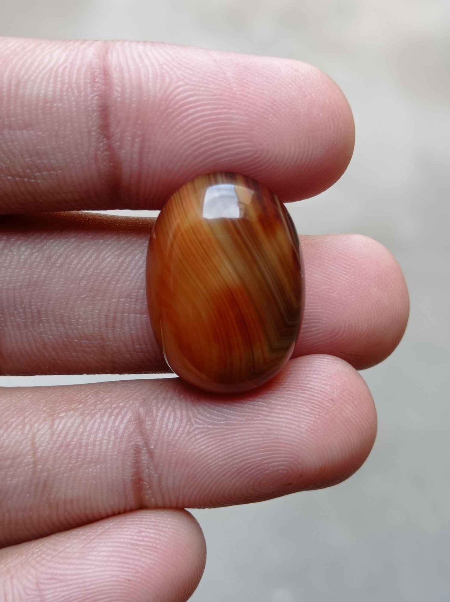 30.8ct Banded Agate Cabochon - Sulaimani Aqeeq - 25x18x9mm