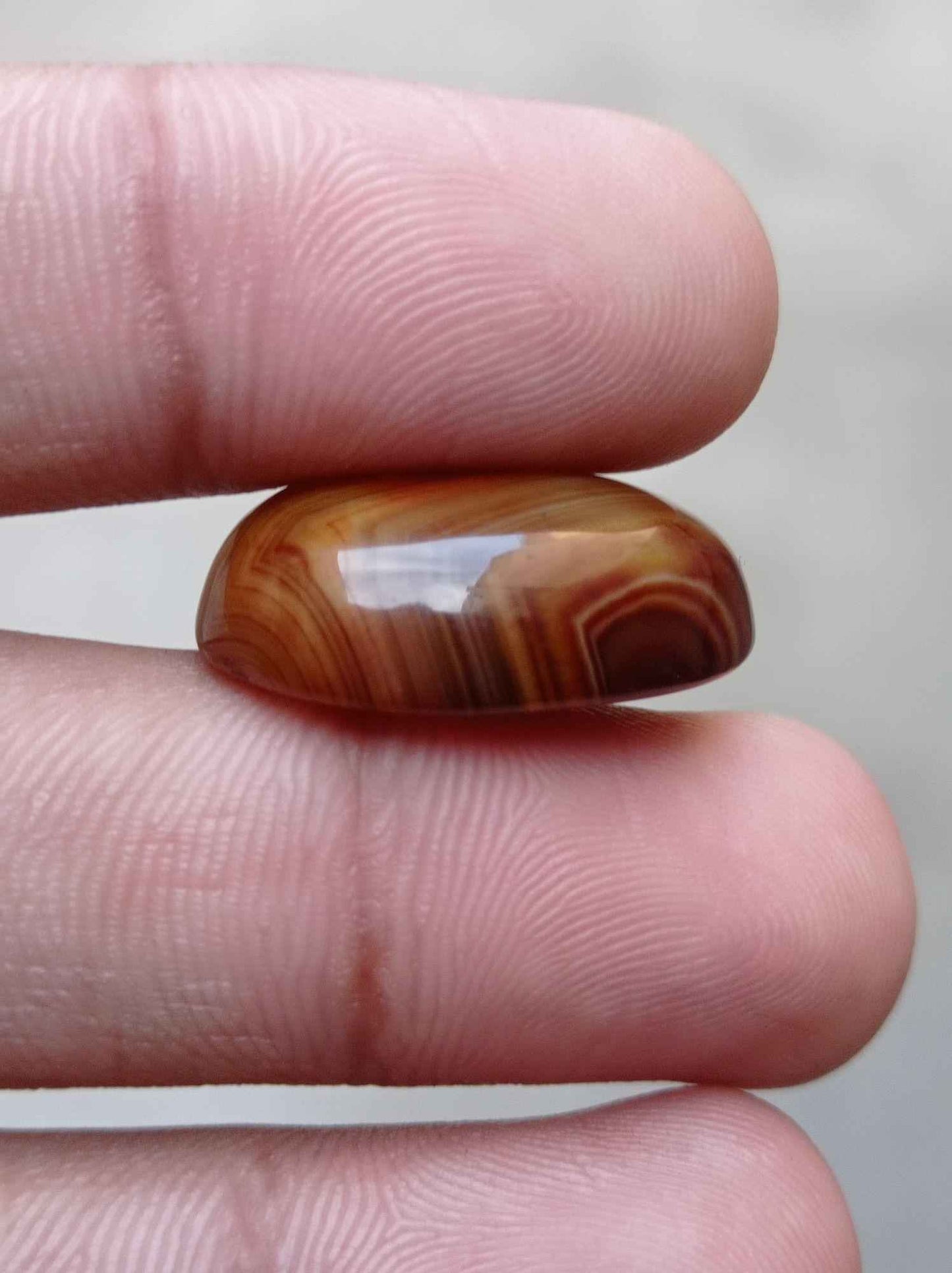 30.8ct Banded Agate Cabochon - Sulaimani Aqeeq - 25x18x9mm