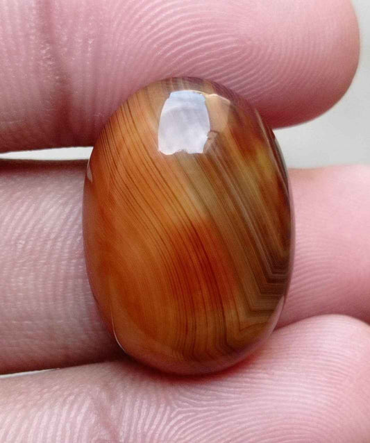 30.8ct Banded Agate Cabochon - Sulaimani Aqeeq - 25x18x9mm